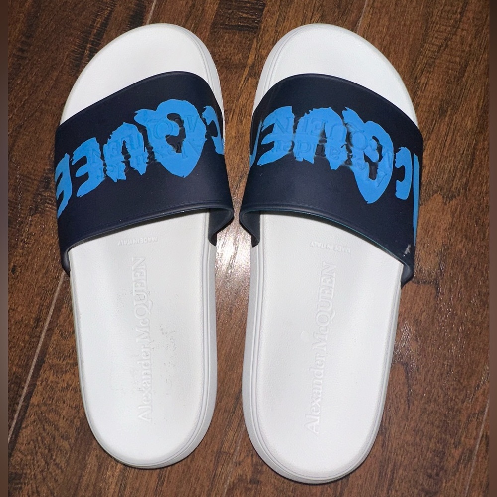 Women’s Alexander McQueen Rubber Pool Slides size 39